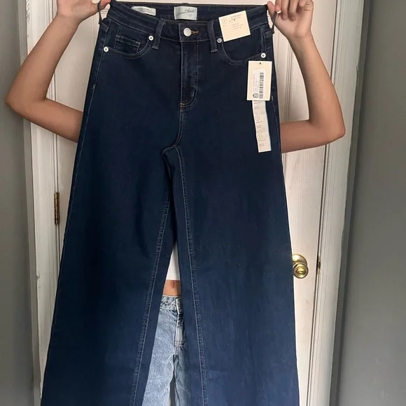 Universal Thread Dark Indigo Flare Jeans - Picture 2 of 16